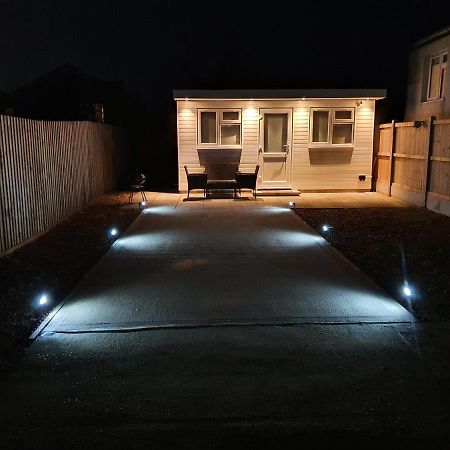Appartamento The Tiny Sea Gem Jaywick Sands Esterno foto
